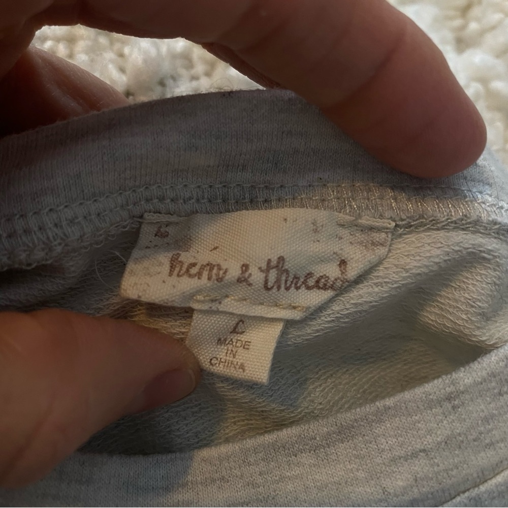 Knotted shirt - Picture 2 of 6